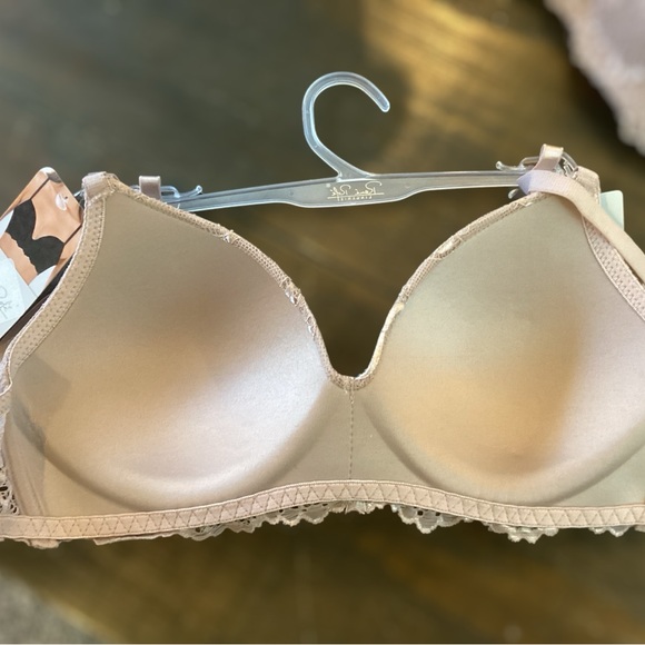 🌸WIRELESS Lace Bra - Picture 7 of 7